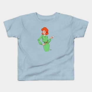 Serving tea Kids T-Shirt